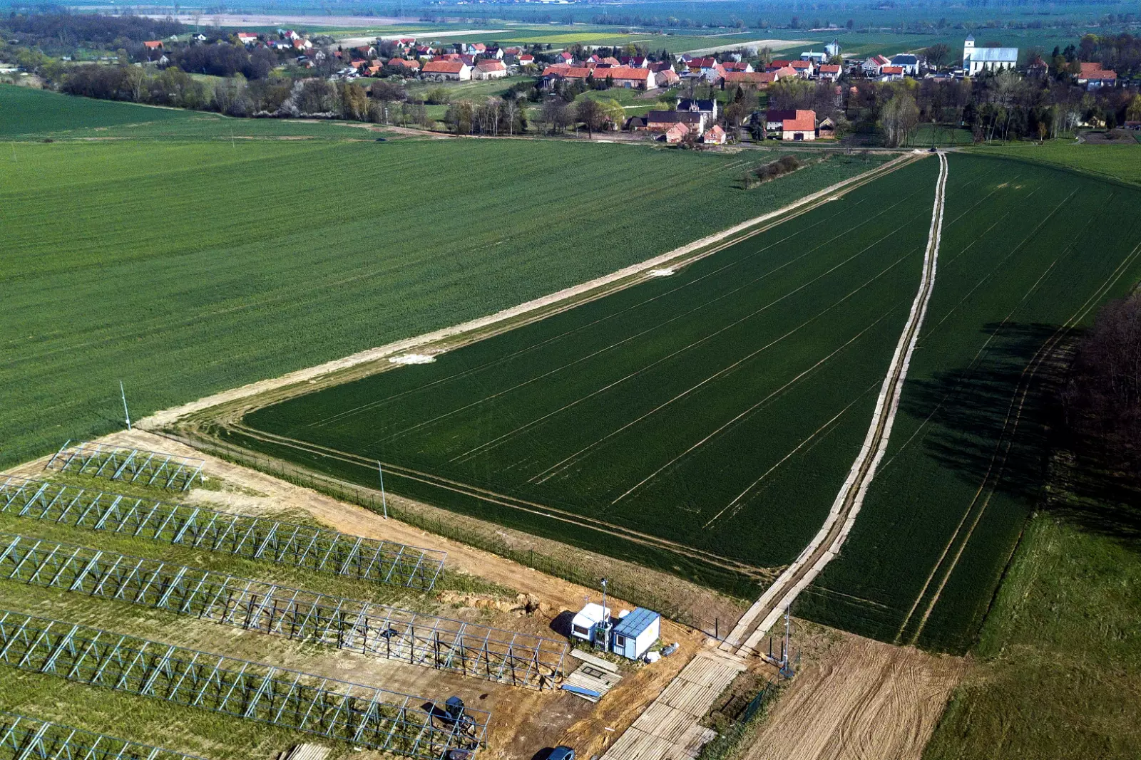 Farma fotowoltaiczna Tyniec